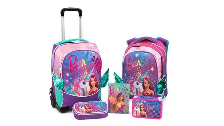 Il ritorno a scuola si tinge di fantasia con Barbie