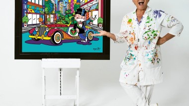 Britto firma la Mr. Monopoly Fine Art Collection